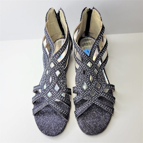 SIZE 7 Silver Glitter Grey Tone Wedge Sandals Low Heels Flats Open Toe NEW - Picture 1 of 12